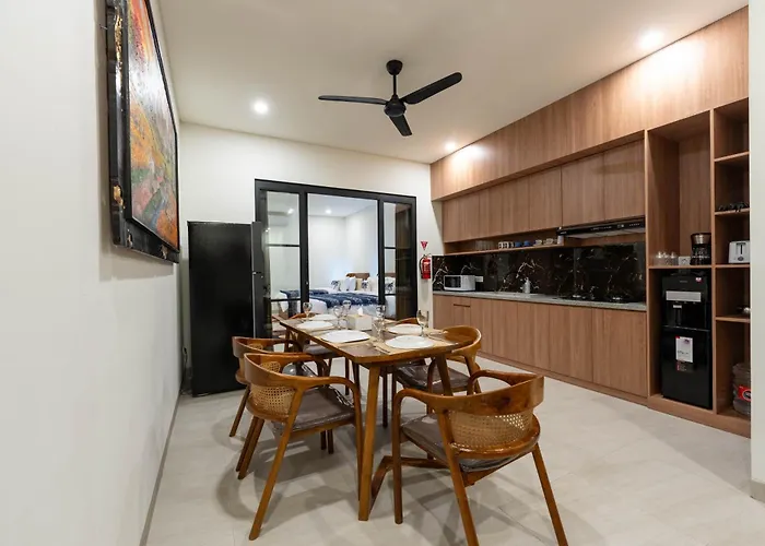 Narayuka Private *